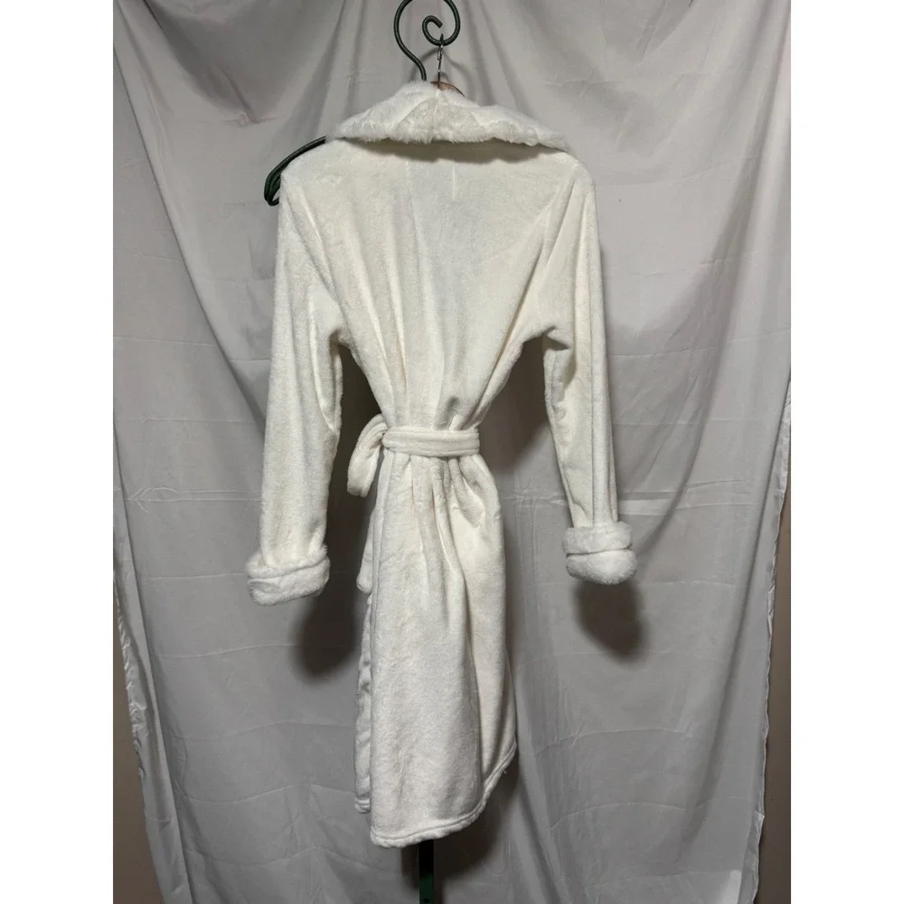 Nicole Miller New York Plush White Spa Robe Womens S/M Belted cozy Lounge